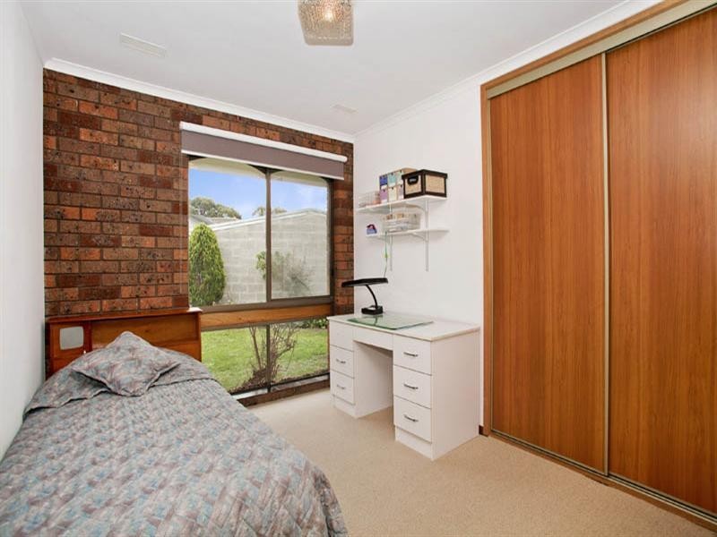 8 Owen Court, Corio VIC 3214