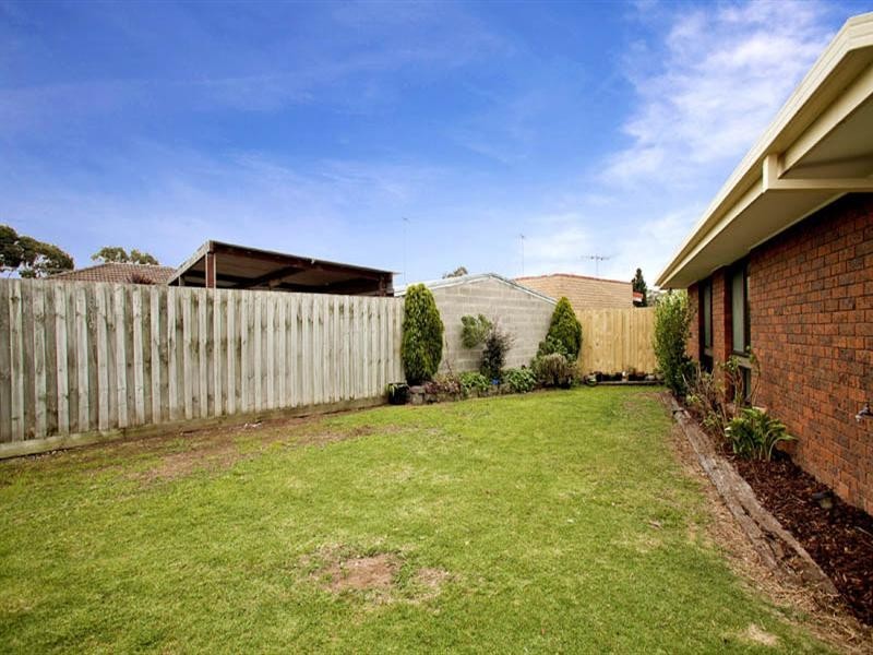 8 Owen Court, Corio VIC 3214