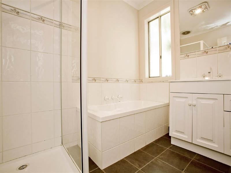 99 Rennie Street, Lara VIC 3212