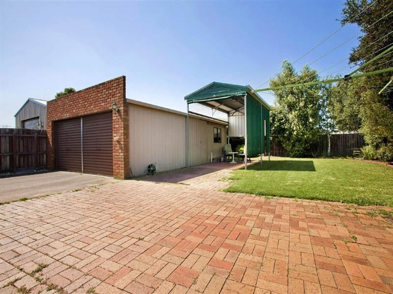 36 Benjamin Drive, Lara VIC 3212