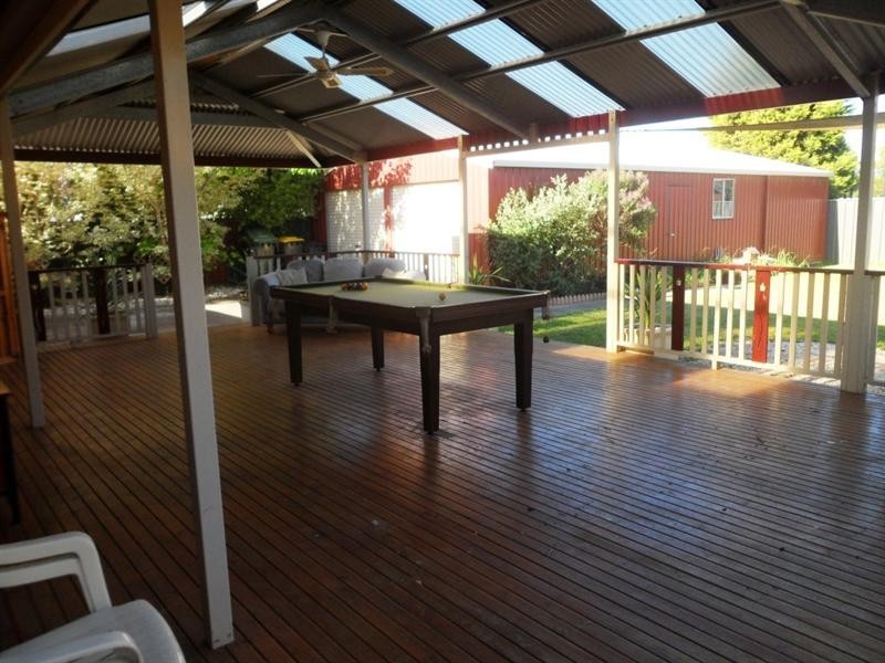 38 Cameron Crescent, Lara VIC 3212