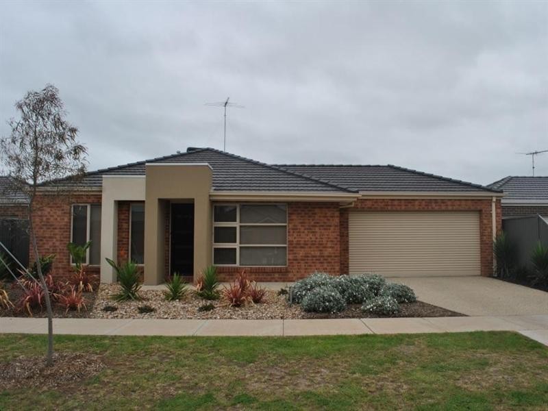 27 Springwater Drive, Lara VIC 3212