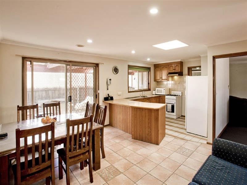 32 Henderson Drive, Lara VIC 3212