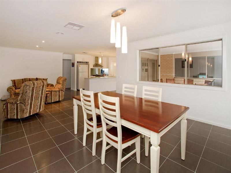 22 Springwater Drive, Lara VIC 3212