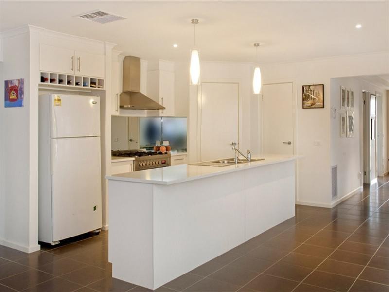 22 Springwater Drive, Lara VIC 3212