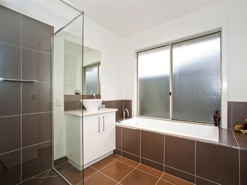 22 Springwater Drive, Lara VIC 3212