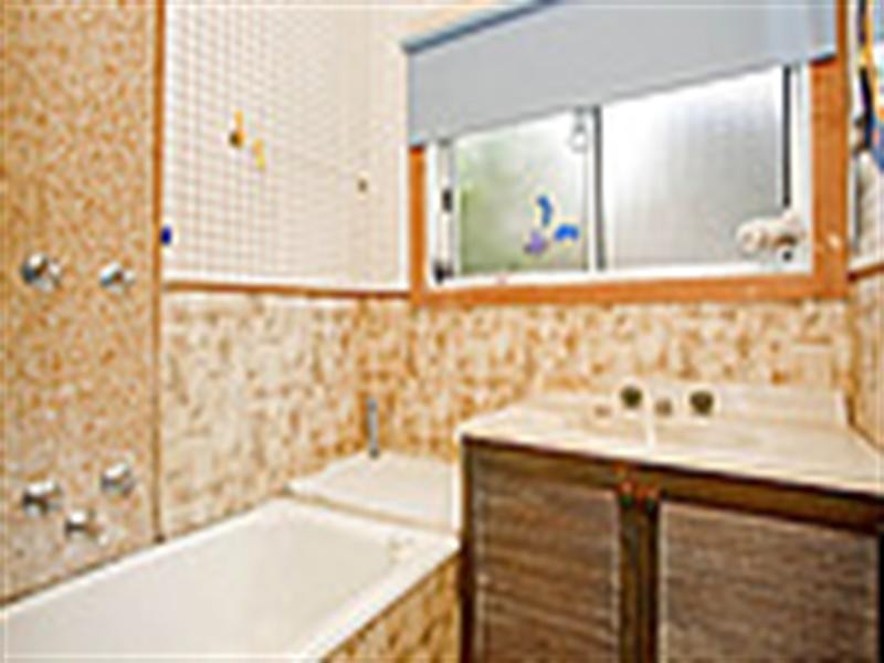 6 Rose Avenue, Norlane VIC 3214