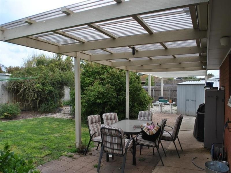 10 Vickers Court, Corio VIC 3214