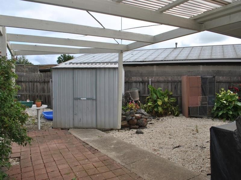 10 Vickers Court, Corio VIC 3214