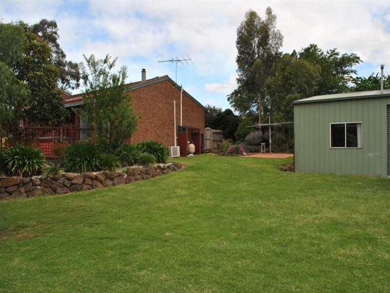 24 Bridge Street, Lara VIC 3212