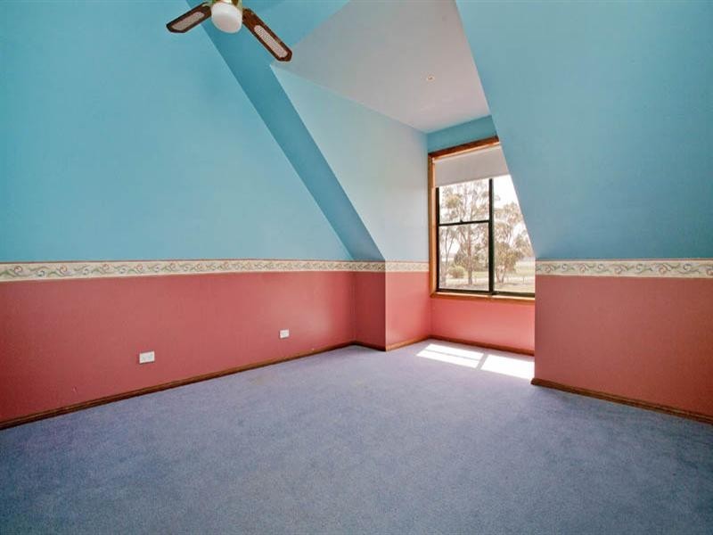 500 Forest Road North, Lara VIC 3212