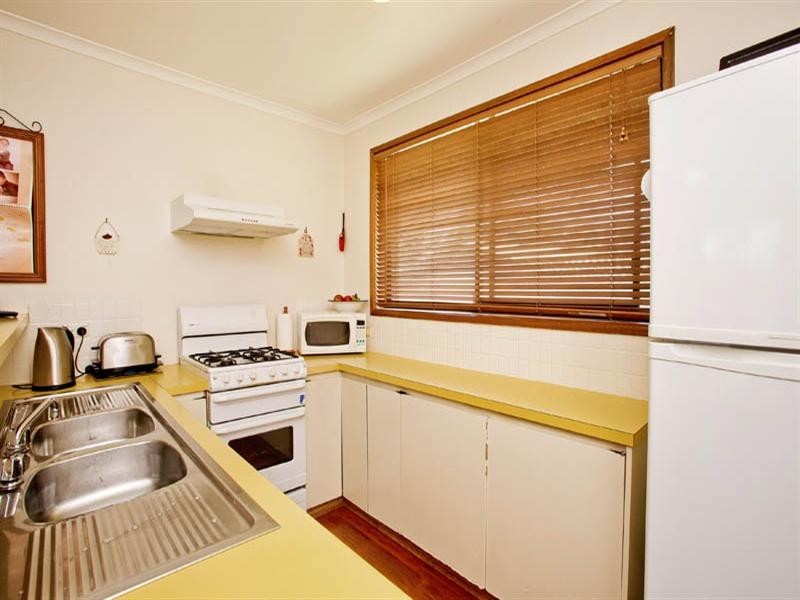 16 Swan Street, Lara VIC 3212