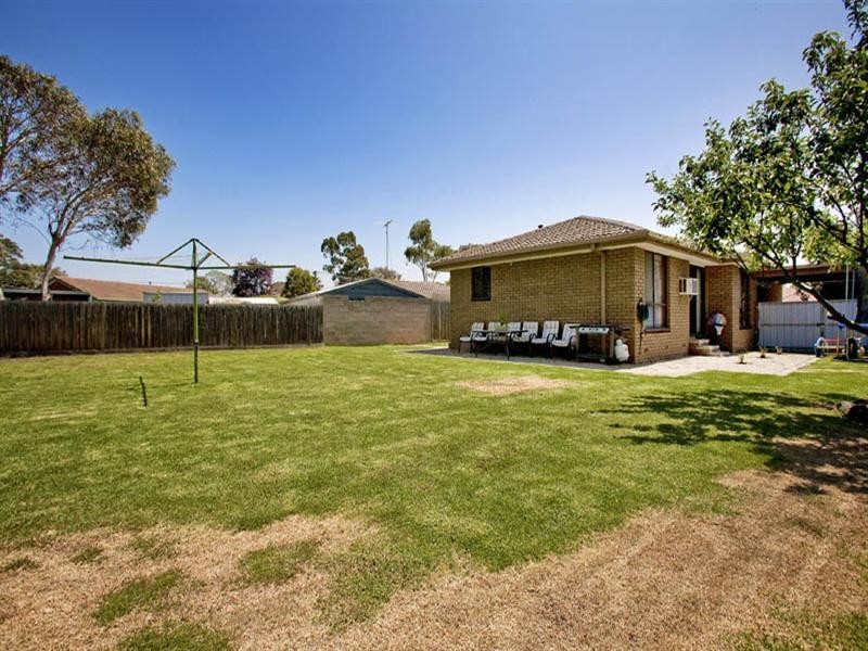 16 Swan Street, Lara VIC 3212