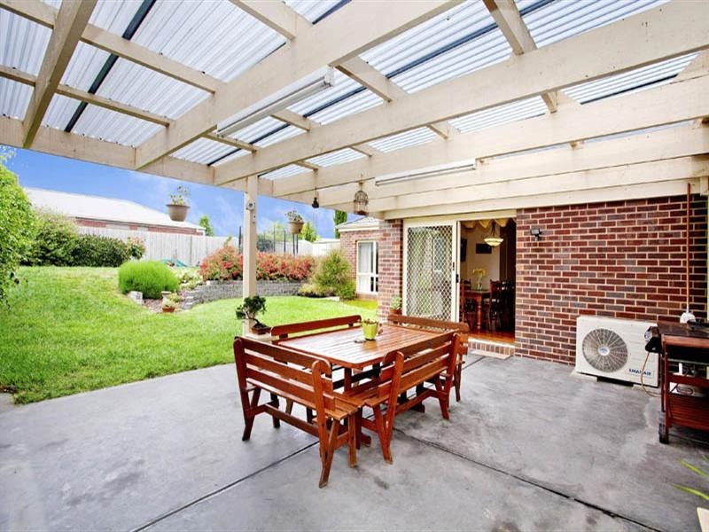45 Lakeside Boulevard, Lara VIC 3212