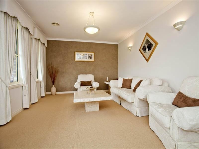 45 Lakeside Boulevard, Lara VIC 3212