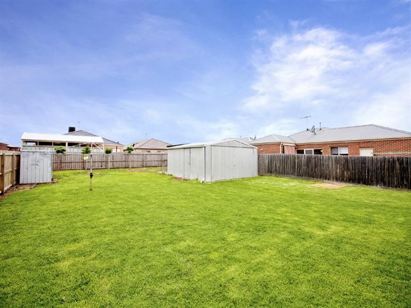 22 Curletts Road, Lara VIC 3212