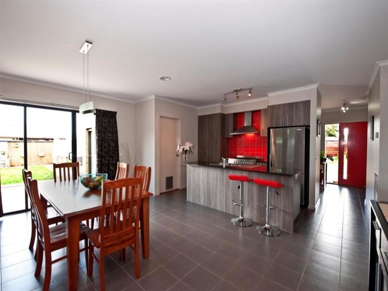 28 Moorhen Drive, Lara VIC 3212