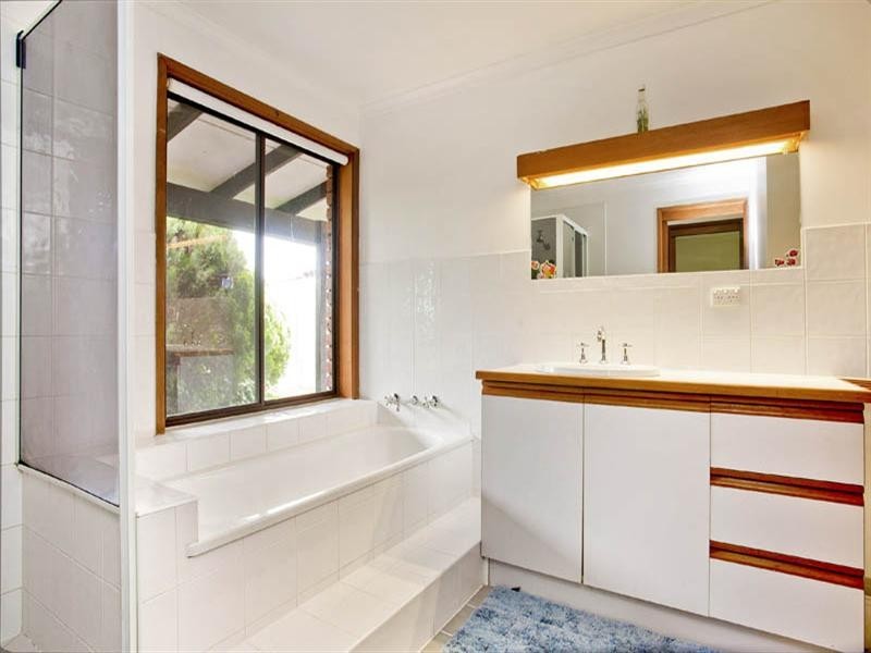 85 Bates Road, Little River VIC 3211