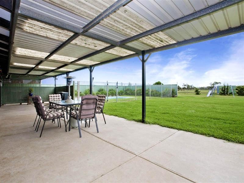 85 Bates Road, Little River VIC 3211