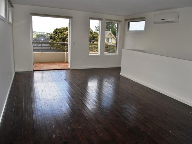 15 Roberts Road, Belmont VIC 3216