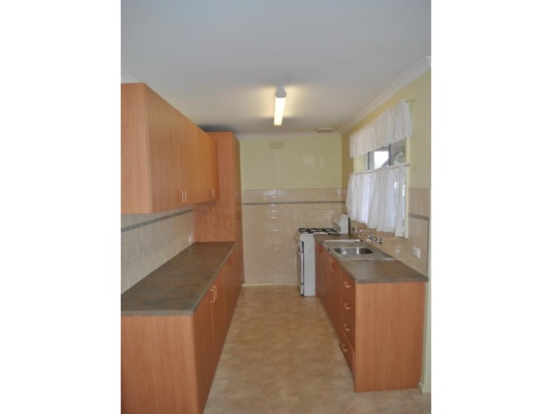 39 Carmarthen Drive, Corio VIC 3214