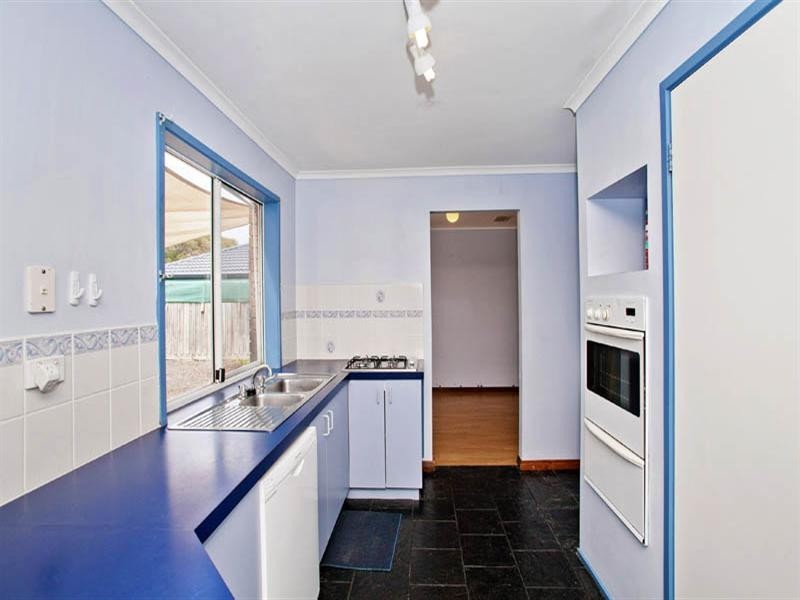 65 Cameron Crescent, Lara VIC 3212