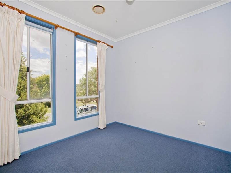 65 Cameron Crescent, Lara VIC 3212