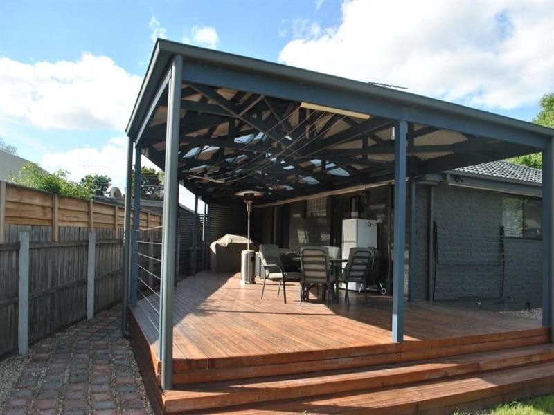 9 Ponds Drive, Lara VIC 3212