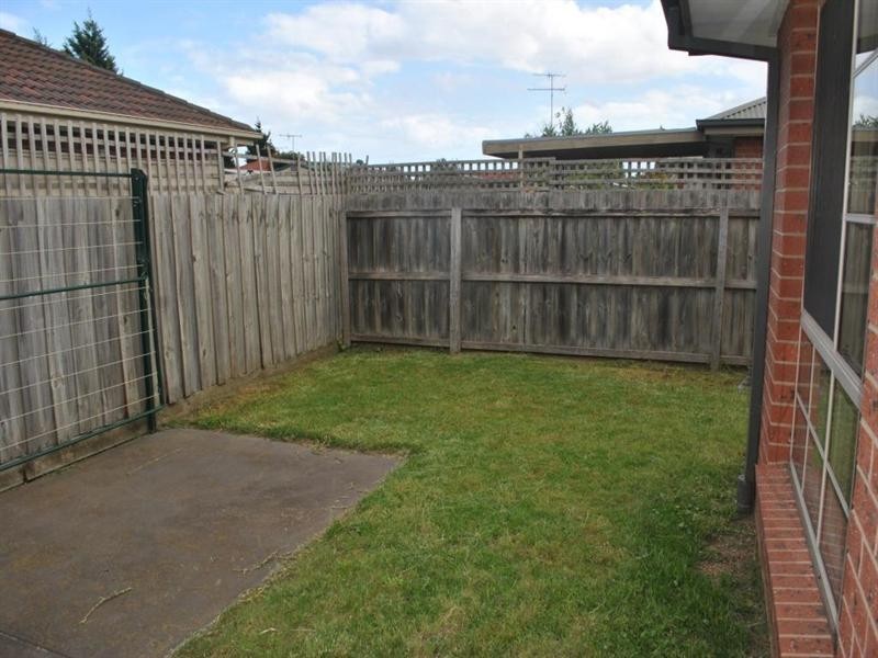 1/24 Stefan Court, Lara VIC 3212