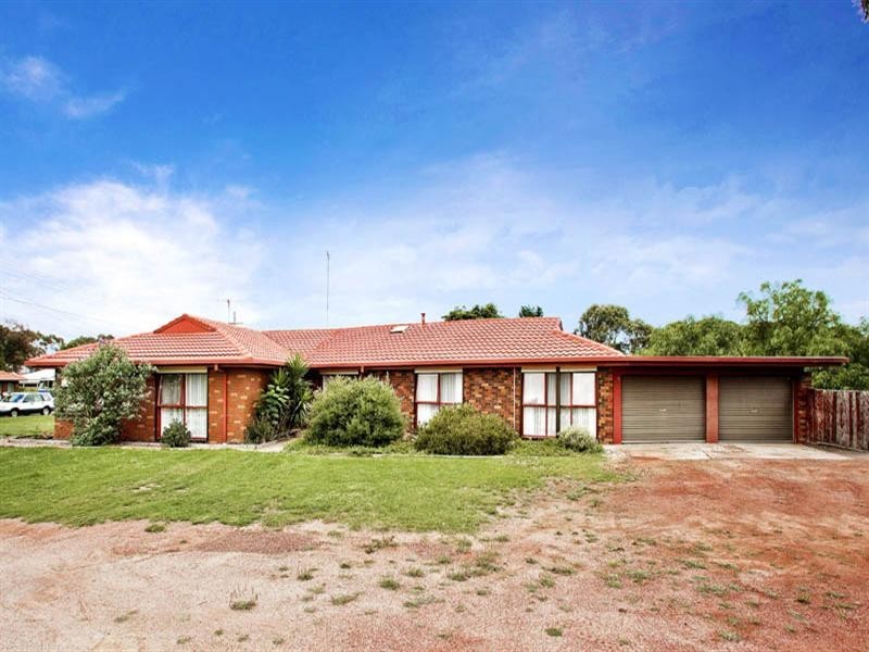 34 Brunel Close, Lara VIC 3212