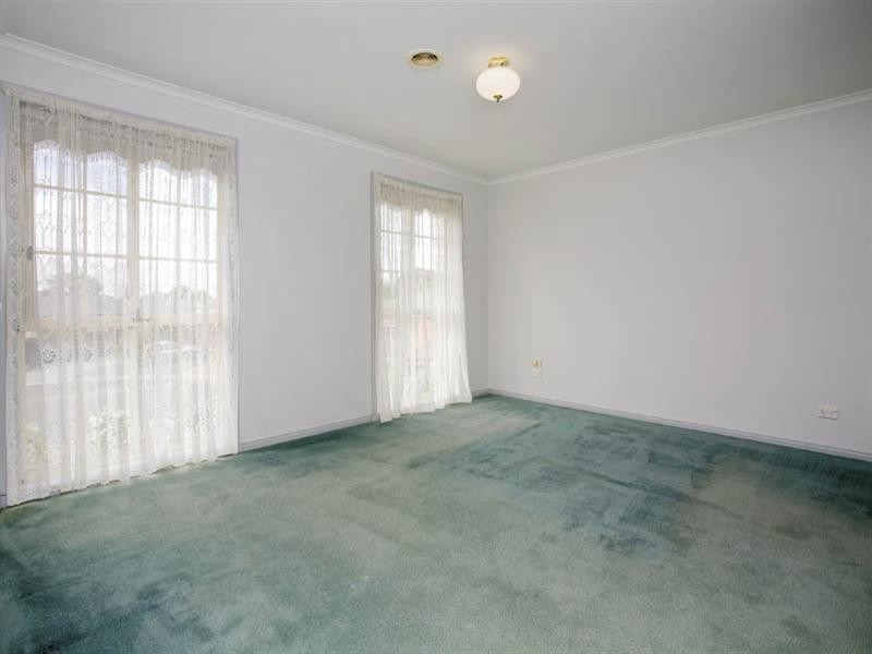 12 Egret Court, Lara VIC 3212