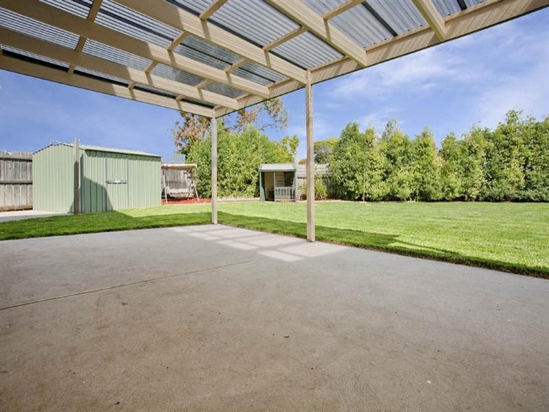 12 Egret Court, Lara VIC 3212