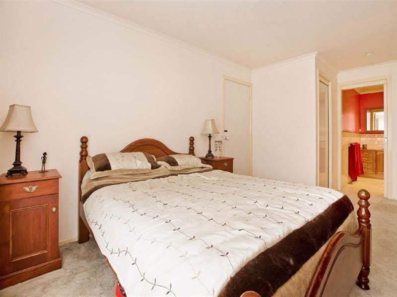 21 Windermere Road, Lara VIC 3212