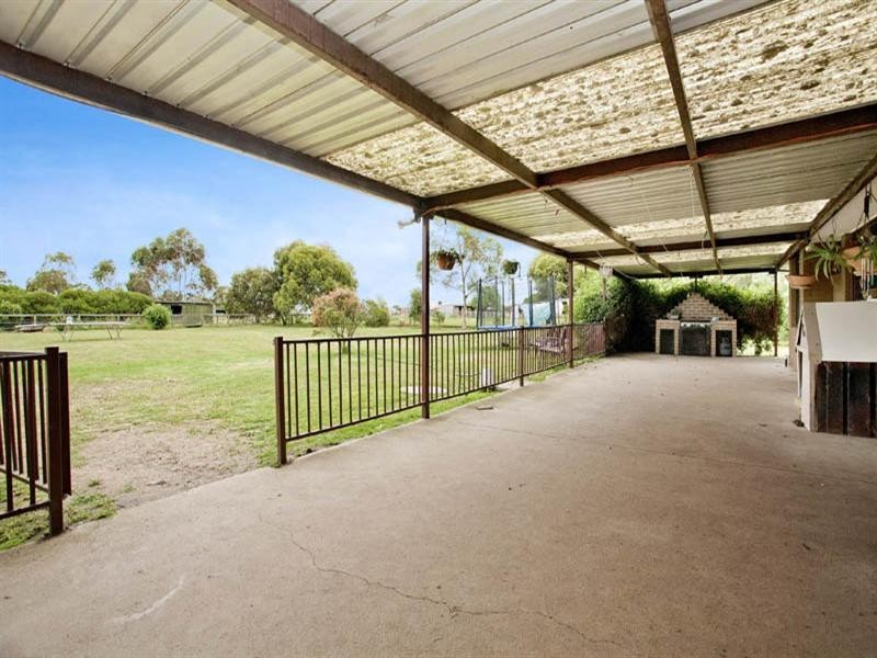 21 Windermere Road, Lara VIC 3212