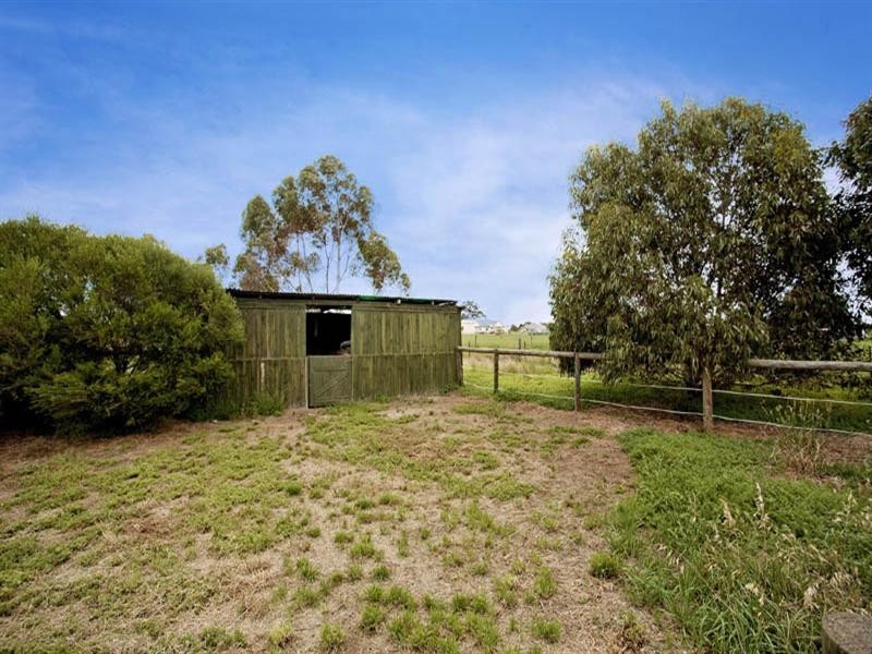 21 Windermere Road, Lara VIC 3212