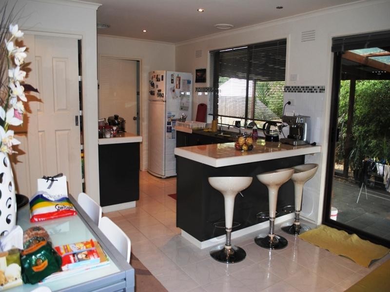 8 Dalwood Court, Corio VIC 3214