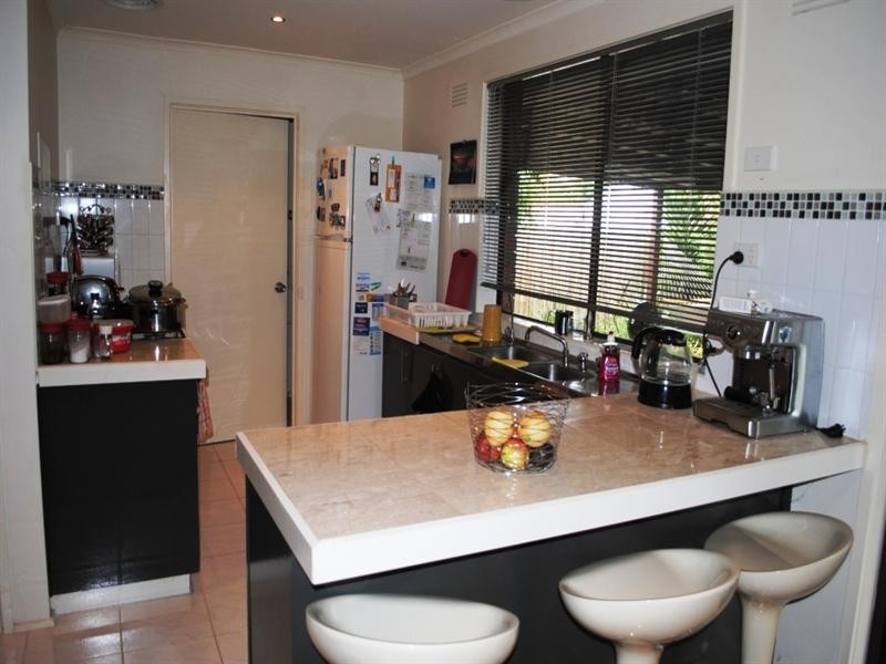 8 Dalwood Court, Corio VIC 3214