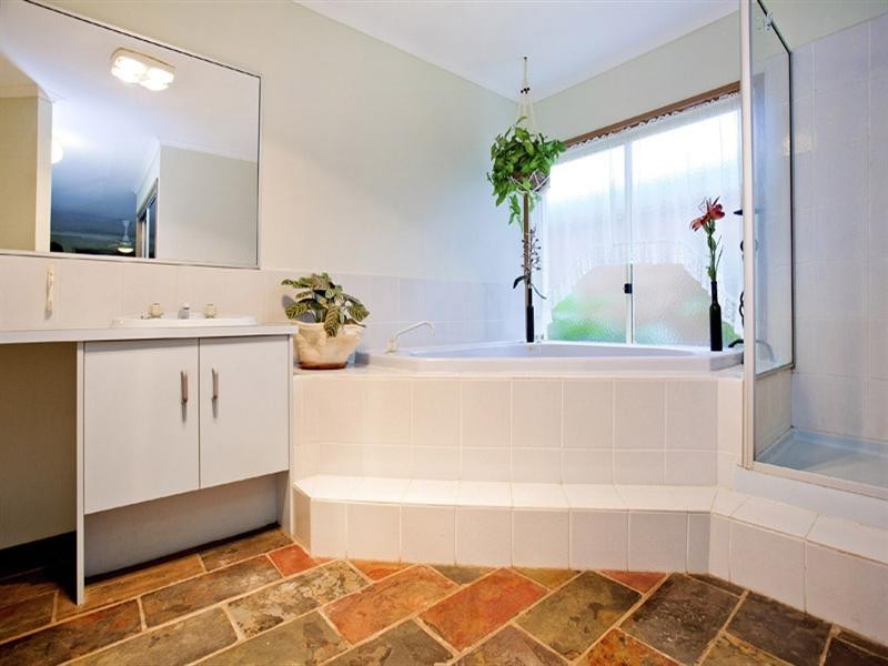 6 Christensen Court, Lara VIC 3212