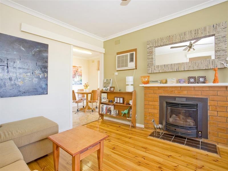 15 Swan Street, Lara VIC 3212