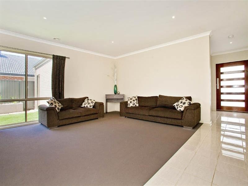 20 Barbara Drive, Lara VIC 3212