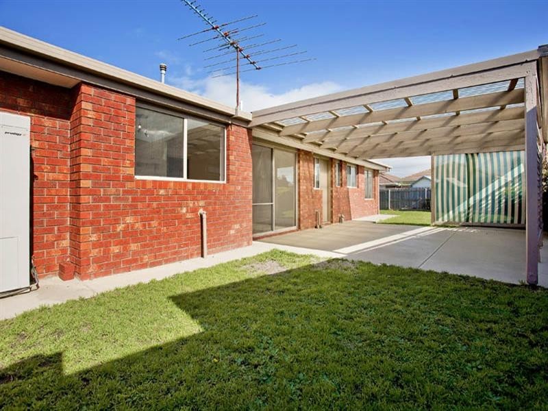 7 Castlemaine Court, Corio VIC 3214