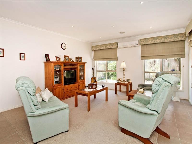 1/8 Looker Street, Lara VIC 3212
