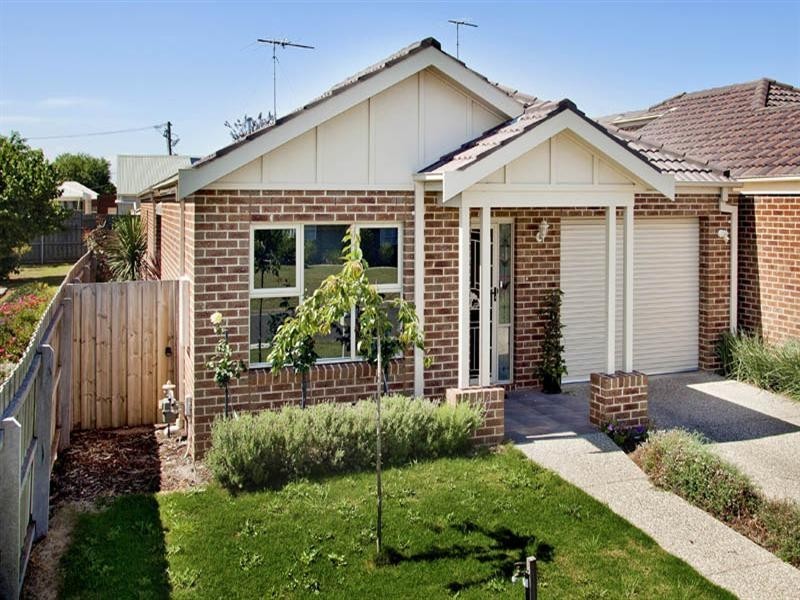 1/8 Looker Street, Lara VIC 3212