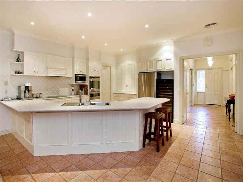 4 Wongalea Drive, Lara VIC 3212