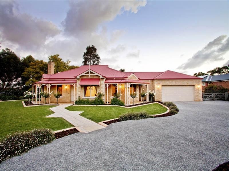 4 Wongalea Drive, Lara VIC 3212