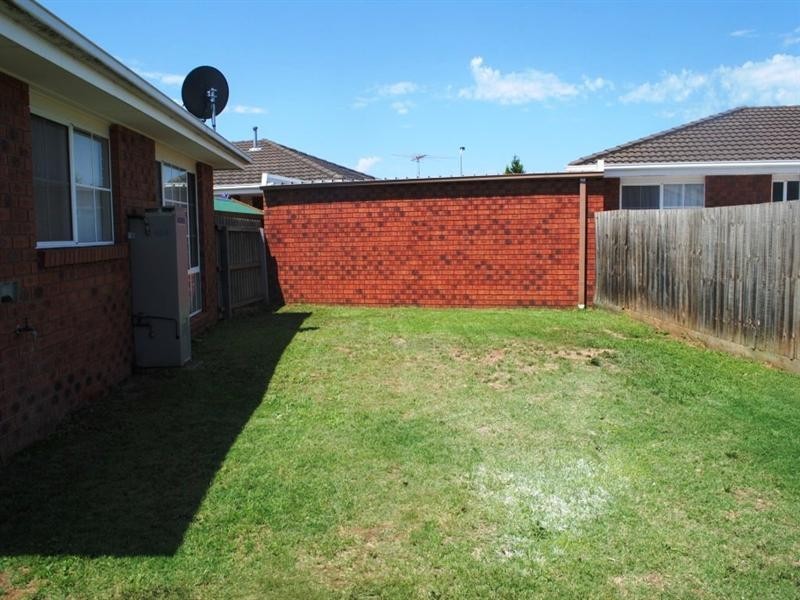 1/50 Cameron Crescent, Lara VIC 3212