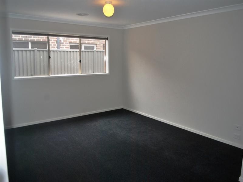 26 Springwater Drive, Lara VIC 3212