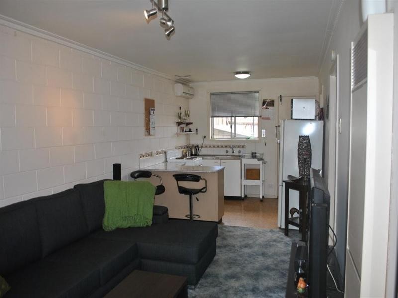 2/38 Pride Street, Hamlyn Heights VIC 3215