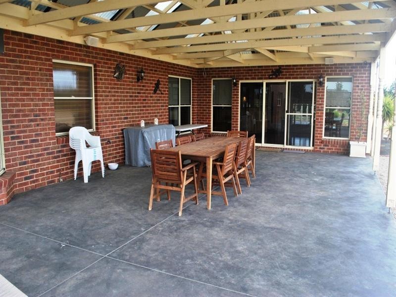 250 Emmerson Road, Lovely Banks VIC 3221