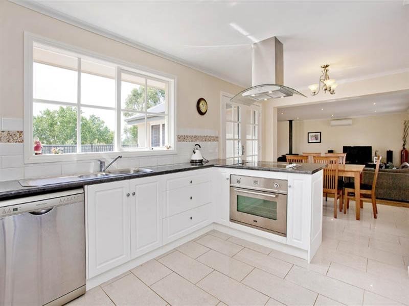 330 Evans Road, Lovely Banks VIC 3221
